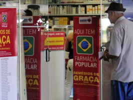 Farmácia Popular pode oferecer exames e testes rápidos