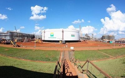 Venda de fábrica de fertilizantes continua proibida