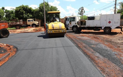 Avenida Milton Damasceno está com obras em ritmo acelerado