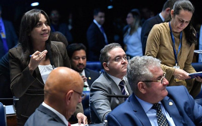 Senado aprova proibição de casamento de menores de 16 anos