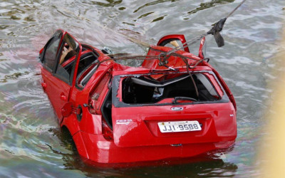 Acidente mata três mulheres na rodovia SP-333
