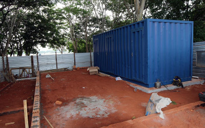 Prefeitura de Três Lagoas  instala banheiro em container na Lagoa Maior