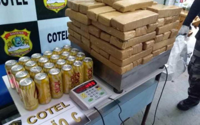 Mulheres são presas com carga gigante de maconha e cerveja