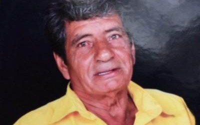 Polícia procura homem suspeito de matar a esposa a facadas