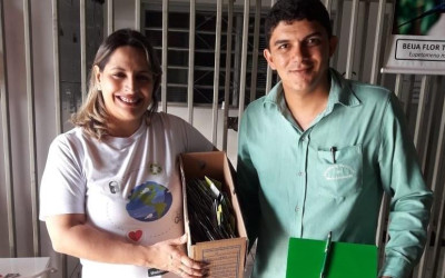 Unimed Andradina doa 20 quilos de cartões para reciclagem