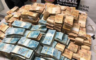 Dinheiro apreendido pela PF durante operação em MS pode chegar a R$ 4 milhões
