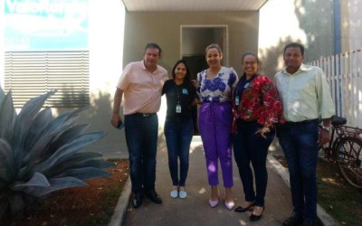 Deputado estadual Eduardo Rocha visita sede do Vale Renda em Três Lagoas