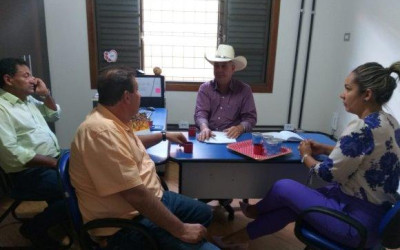 Em reunião com prefeito de TL, Eduardo Rocha conversa sobre infraestrutura para o município