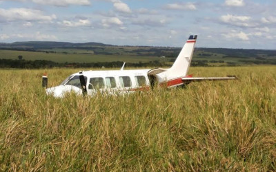 Avião que caiu com Huck e Angélica voava com peça invertida