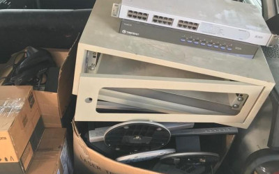 Unimed Andradina descarta lixo eletrônico em Ecoponto