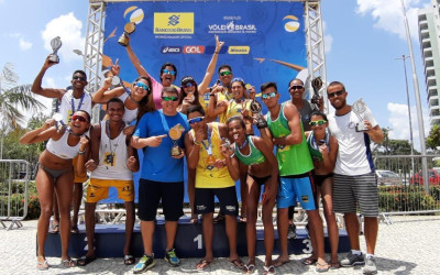 Circuito Brasileiro Sub21 de Vôlei de Praia: Aninha e Carol garantem 1º lugar para MS  