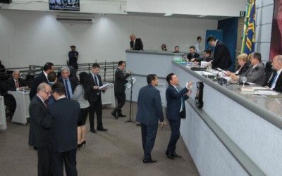 Reajuste dos servidores dever ser pago em folha complementar de novembro