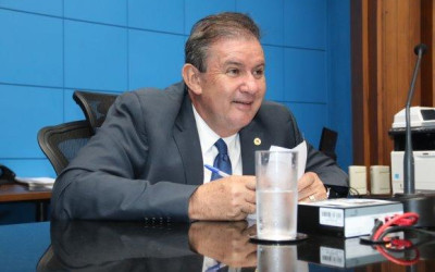Moção de Congratulação: Deputado Eduardo Rocha parabeniza Comerciários