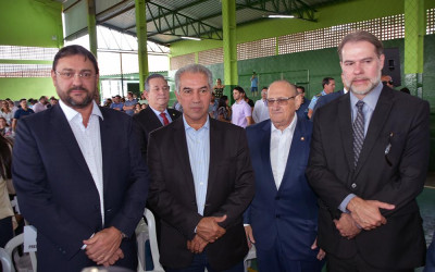 Na entrega de reforma de escola, Longen destaca trabalho do Senai na qualificação de detentos   
