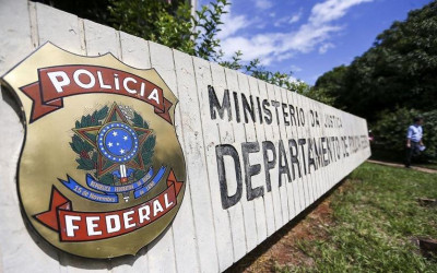 PF conclui segundo inquérito sobre atentado contra Bolsonaro