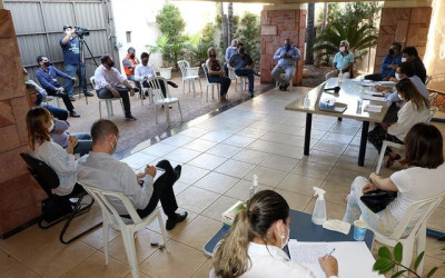 Decreto altera horário de funcionamento para bares, restaurantes e conveniências, outras atividades permanecem até às 21h