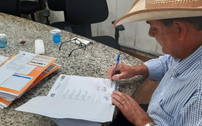 Prefeito assegura a compra de Kit de Alimentação para alunos da REME.
