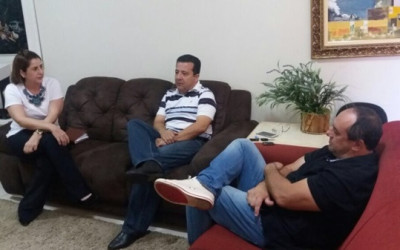 Vereador Luciano Dutra visita escritório do deputado Eduardo Rocha em Três Lagoas