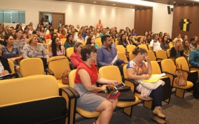 Reunião técnica capacita municípios para implantação do Programa Criança Feliz