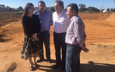 Deputado Eduardo Rocha e senadores vistoriam obras do Hospital Regional