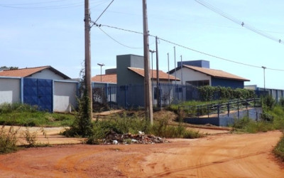 Vereador Gilmar confirma que teve até casamento em Unei abandonada