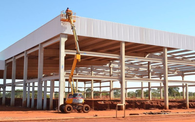 Obras para instalação de empresa em Selvíria entram em fase final