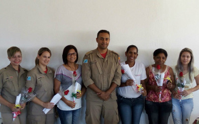 Bombeiros Militares em Três Lagoas homenageiam mulheres pelo Dia Internacional da Mulher