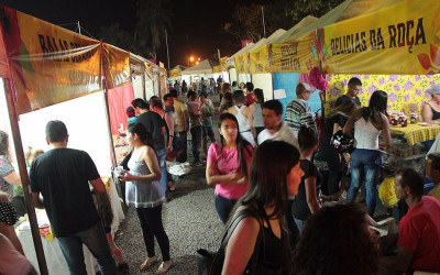 Nove mil visitantes já passaram pela 29ª Festa do Folclore de Três Lagoas