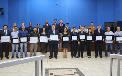 Câmara entrega título de Cidadão, Moções de Congratulação e Mérito Esportivo