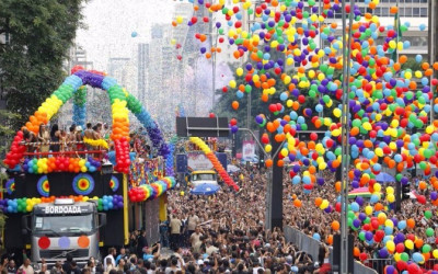  Especialistas repudiam liminar que trata homossexualidade como doença