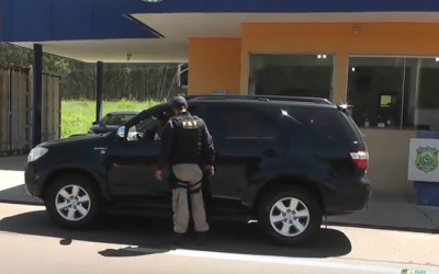 Visando o combate ao crime PRF desencadeia a operação “Especialistas” em Três Lagoas