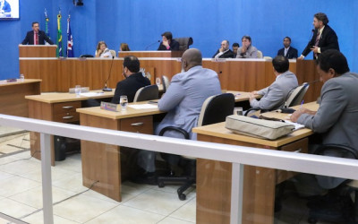 Vereadores cobram melhorias no Detran, conclusão do hospital regional e fiscalização na UPA