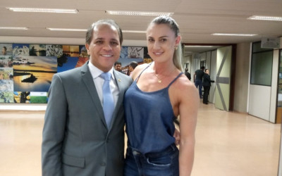 Com apoio de Coronel David, atleta fisiculturista disputará campeonato mundial nos EUA