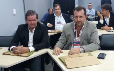 Eduardo Rocha e prefeito de Ribas do Rio Pardo participam de evento nacional sobre floresta