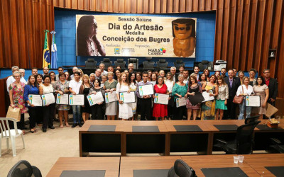 Artesãos de Rio Verde recebem homenagem da AL/MS na Capital 