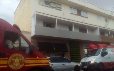 Pedreiro sofre queda do 2º andar de prédio no Centro de Três Lagoas