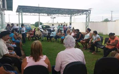 ESF realiza orientações de saúde e cidadania para população