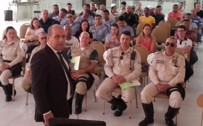 Agentes da autoridade de trânsito de Três Lagoas participam de encontro para capacitação