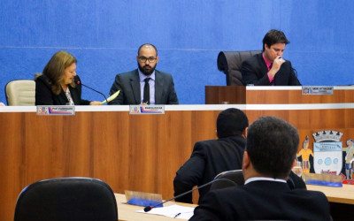 Vereadores definem licença de prefeito e adequam limpeza e resíduos sólidos em votação na Câmara 