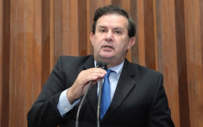 Eduardo Rocha participa de reunião com representantes de Paraíso das Águas e secretário de Saúde