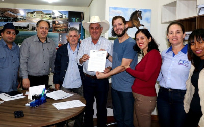 Angelo Guerreiro encaminha Projeto de Lei à Câmara sobre direitos dos deficientes auditivos