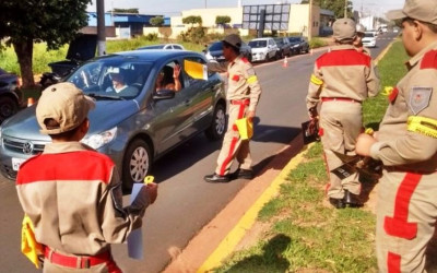 Projetos sociais voltam a funcionar nesta segunda-feira