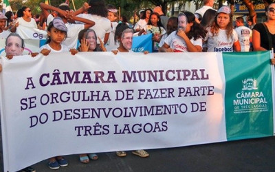 Câmara dos Vereadores é uma das homenageadas durante desfile cívico
