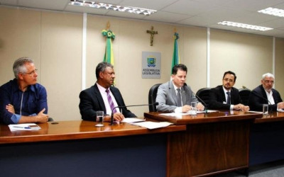 Frente parlamentar busca diminuir custos para regularização de imóveis rurais no estado