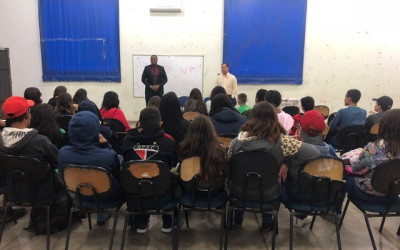 Conselho Tutelar promove palestras sobre drogas em escolas de Três Lagoas