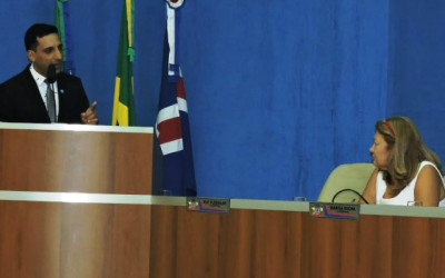 Vereador Davis Martinelli defende Conselho Tutelar e critica Marisa Rocha 