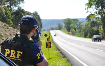 PRF lança Operação Semana Santa com foco em velocidade, embriaguez e ultrapassagens