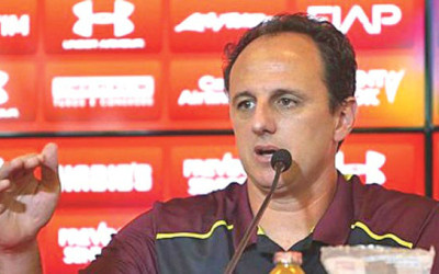 Ceni avisa que São Paulo não mudará estilo para enfrentar o Corinthians