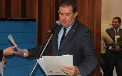 Deputado Eduardo Rocha apresenta projeto para nomear novo hospital de Magid Thomé