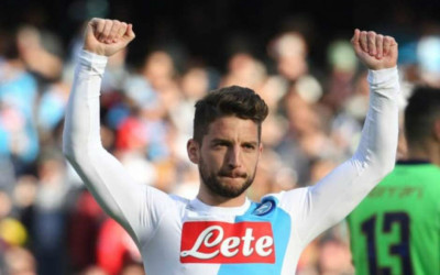 Napoli sai na frente, mas cede empate ao Sassuolo